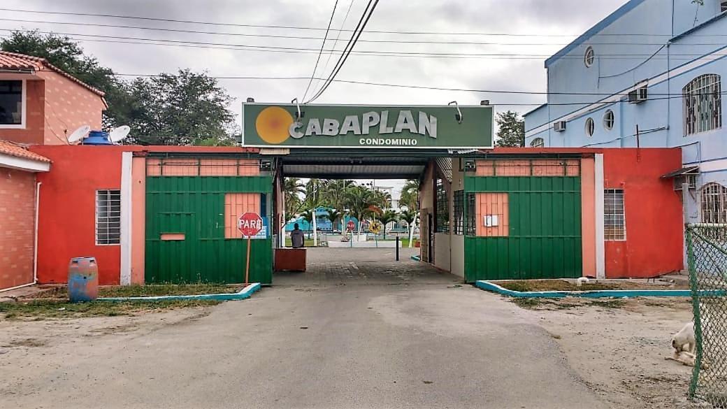 Puerto Esperanza - Cabaplan Daire Tonsupa Dış mekan fotoğraf